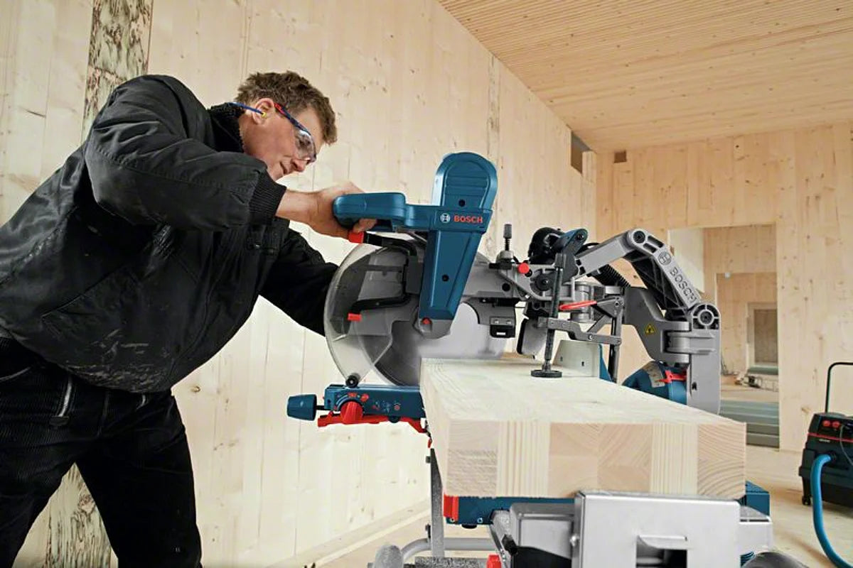 PACK BOSCH Radialsäge + Gehrungssäge 2000 W Ø 305 mm – GCM12GDL+GTA2600